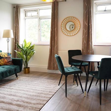 Sophie Place In Vauxhall - 3 Double Beds, 1 Sofa Bed, Spacious Londen Buitenkant foto