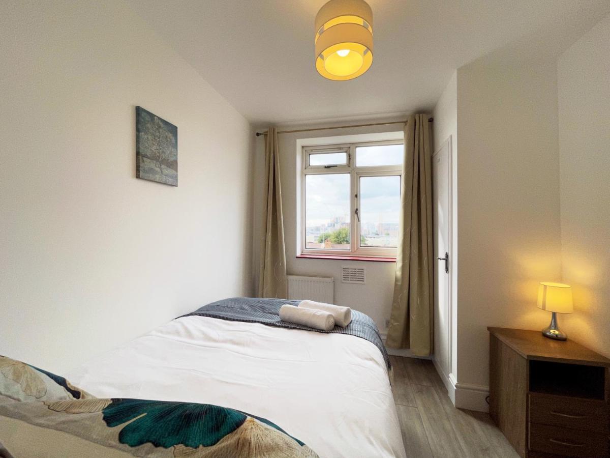 Sophie Place In Vauxhall - 3 Double Beds, 1 Sofa Bed, Spacious Londen Buitenkant foto