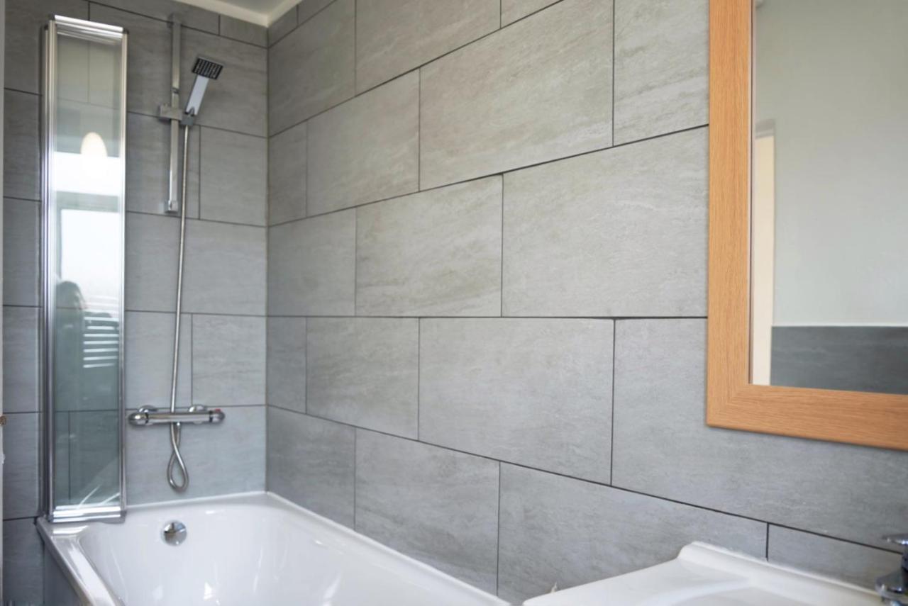 Sophie Place In Vauxhall - 3 Double Beds, 1 Sofa Bed, Spacious Londen Buitenkant foto